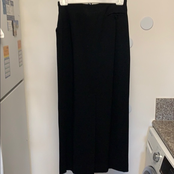 Classic wool skirt 36in long 19in wide - Picture 5 of 13